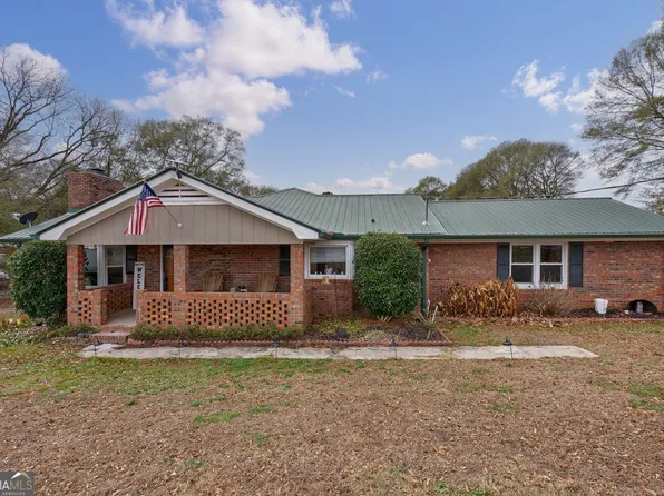 1366 Dove Drake Rd, Royston, GA 30662