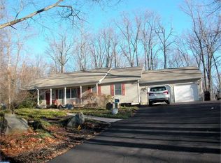 2135 Sterners Rd, Green Lane, PA 18054