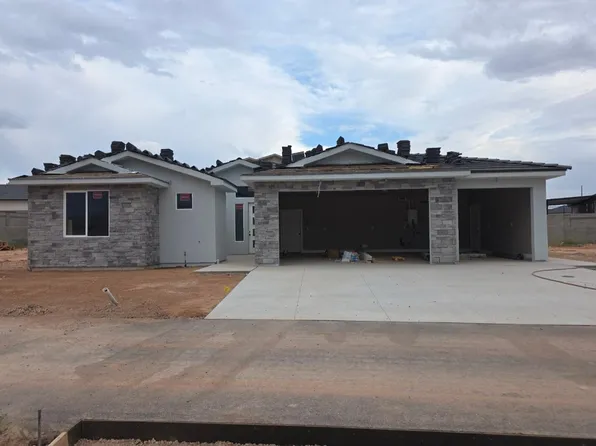 3053 W Cliffhanger Dr, Hurricane, UT 84737