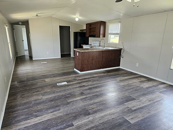 3rd image of 2101 SW 38th St Lot 282