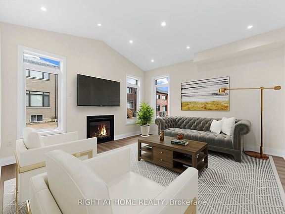 3rd image of 33 Calypso Ave