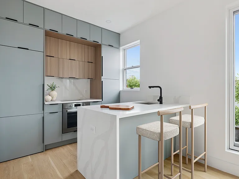 286 Covert St #4B — Photo 5
