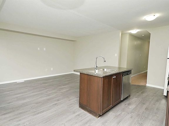 4th image of 8542 Nightshade St