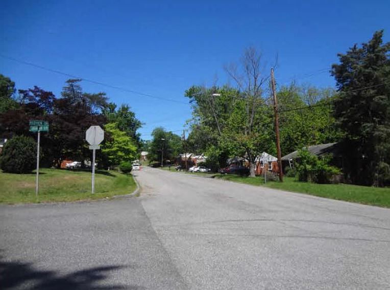 2nd image of 8112 Redview Dr