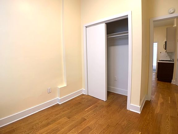 2nd image of 953 Columbus Ave #1SS