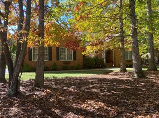 50 Chesney Pl, Blue Ridge, VA 24064