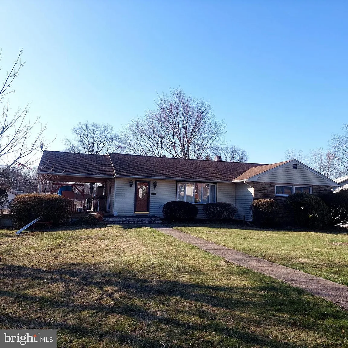 4879 Sunrise Ave photo 1