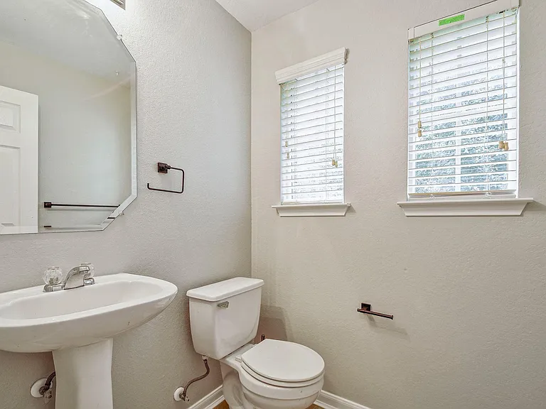 1030 Birdsong Ln — Photo 14