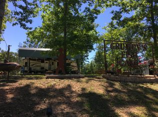 150 Casablanca Dr, Pointblank, TX 77364