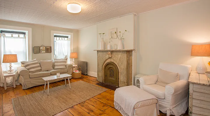 Sold by Dwell Residential Inc | media 15