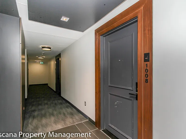 255 Bay St #1008 — Photo 5