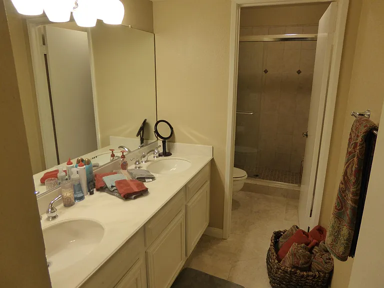 24746 Meridian Dr — Photo 10