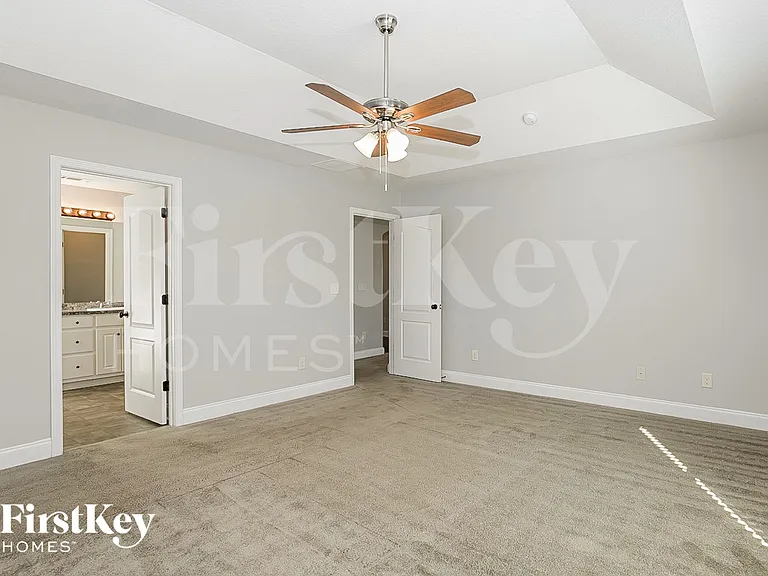 1439 Dillard Heights Dr — Photo 10