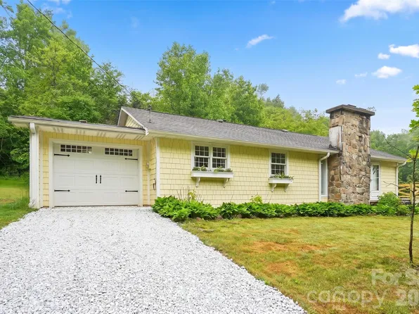 434 Dovers Branch Rd, Burnsville, NC 28714
