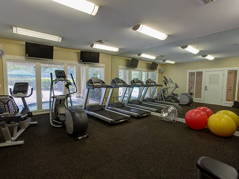 Commons at Creekside Apartments — Photo 22
