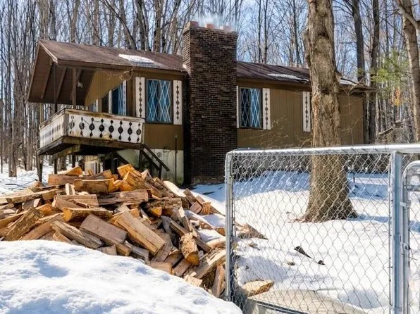 7542 Wyndamar Dr, Mancelona, MI 49659