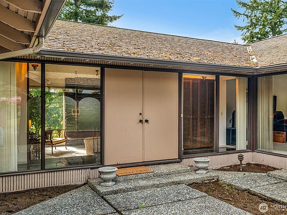 2nd image of 5003 125th Avenue SE