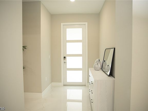 2nd image of 1228 Chrisholm St