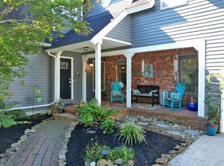 7 Woodstock Dr, Linwood, NJ 08221