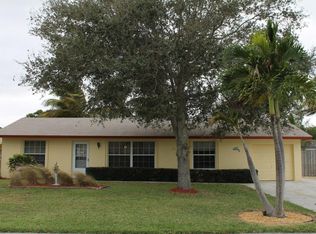 8684 SE Keathley Ct, Hobe Sound, FL 33455