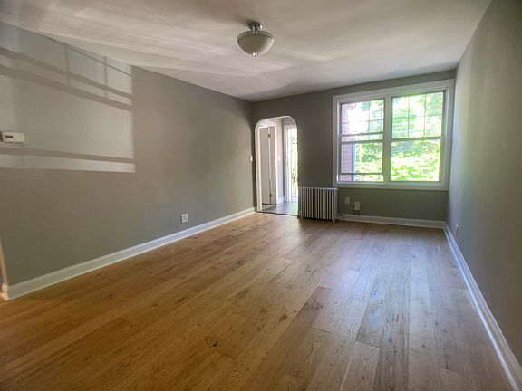 4th image of 3600 Irwin Ave #2