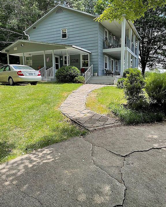 1st image of 403 Wright Mountain Dr