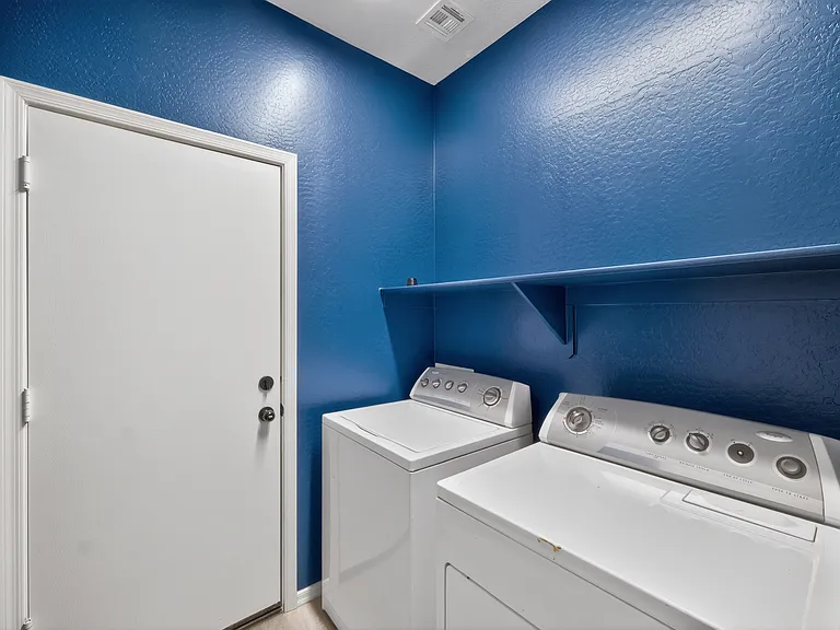 38248 W Santa Clara Ave — Photo 18