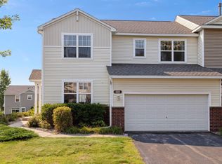 609 Ravencroft Rd, Waconia, MN 55387