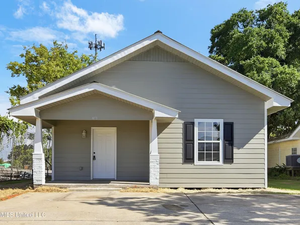 411 Henry Ave, Pascagoula, MS 39567