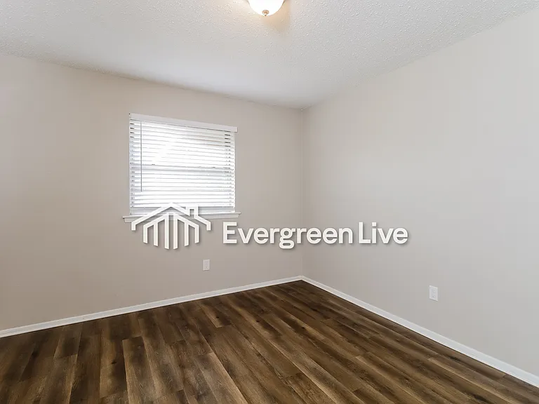 6617 Charmaine Dr — Photo 10