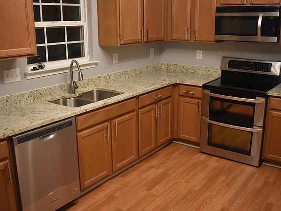 4th image of 2026 Aberglen Dr