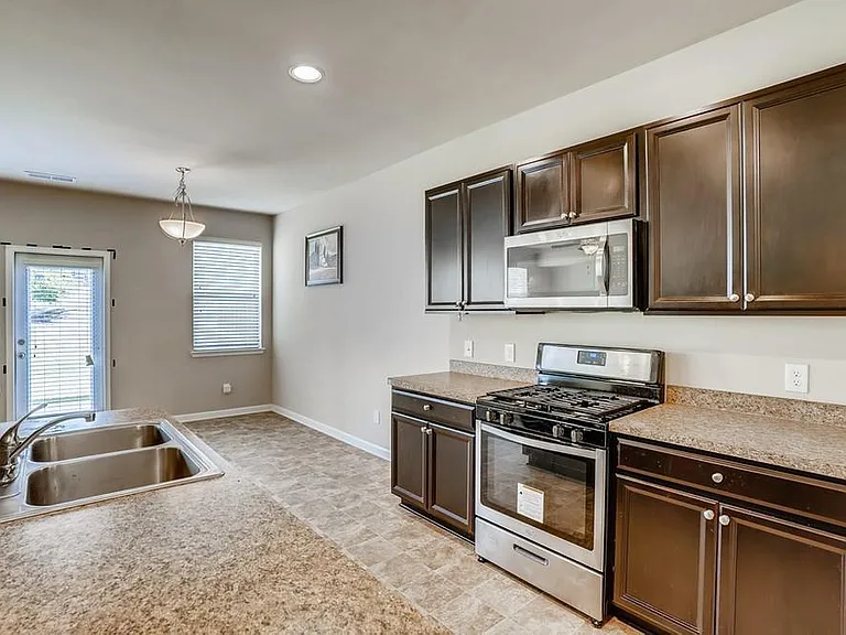838 Whittington Pkwy SW — Photo 25