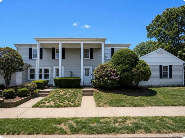4 Valley Forge Court #A, Ridge, NY 11961