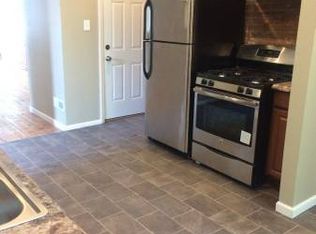 102 Canvass St, Cohoes, NY 12047