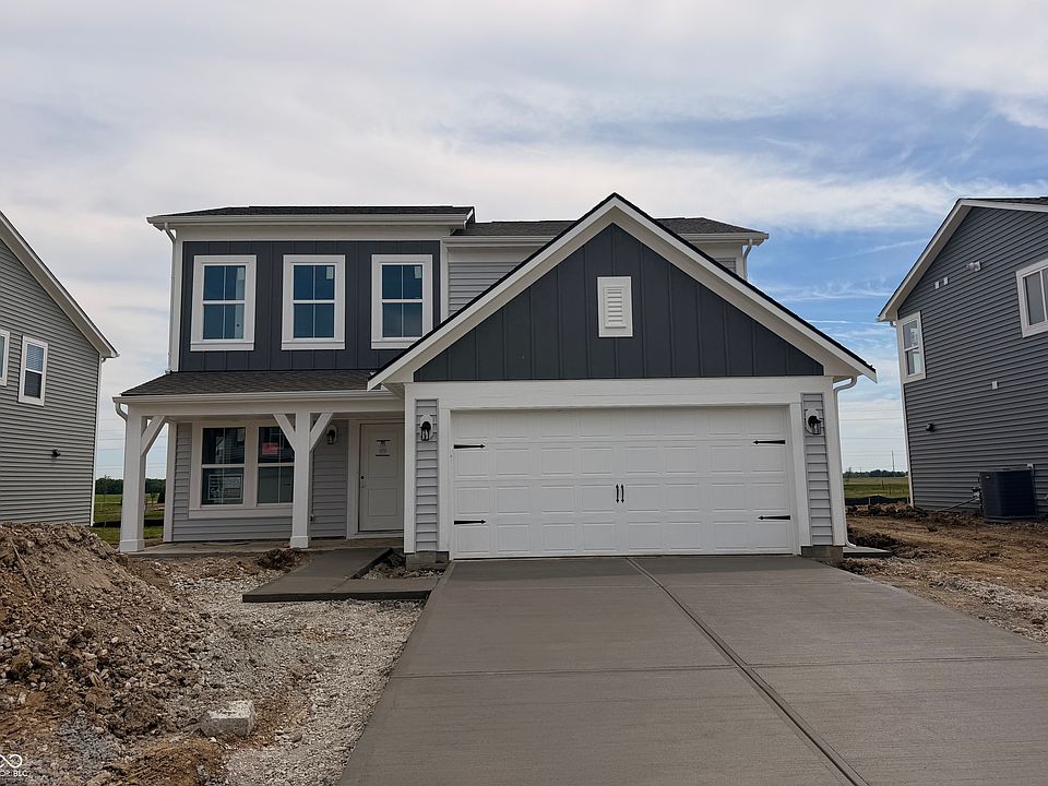 1st image of 767 Oakleaf Dr
