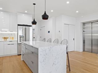 22 White St #1, Cambridge, MA 02140