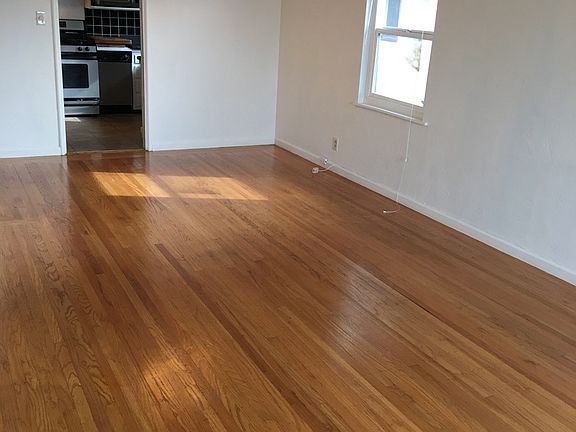 3rd image of 6510 Outlook Ave APT 3