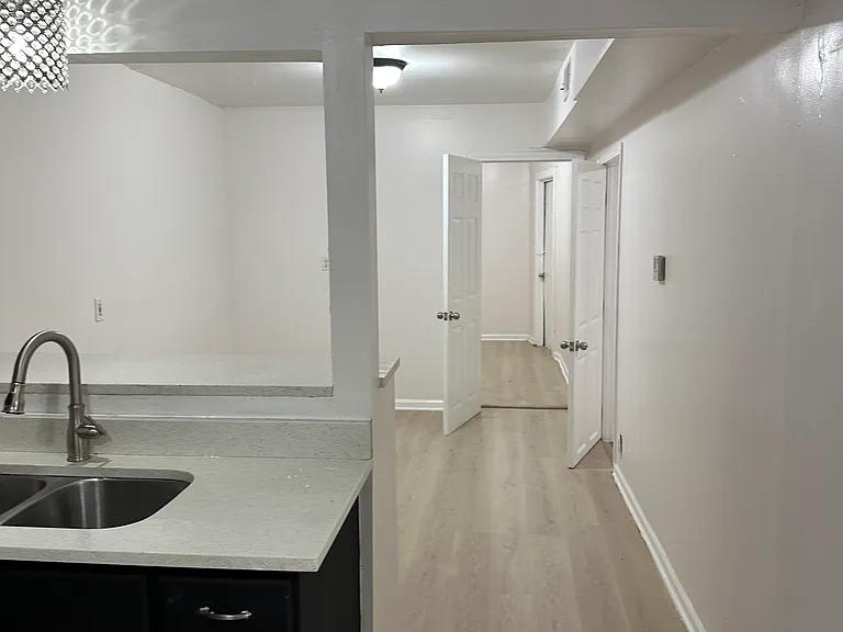 2314 S Hoyne Ave #1 — Photo 7