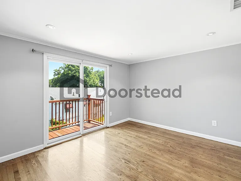 40 Brook St — Photo 11