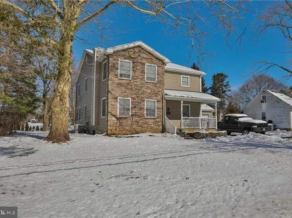 4121 Green Pond Rd, Easton, PA 18045
