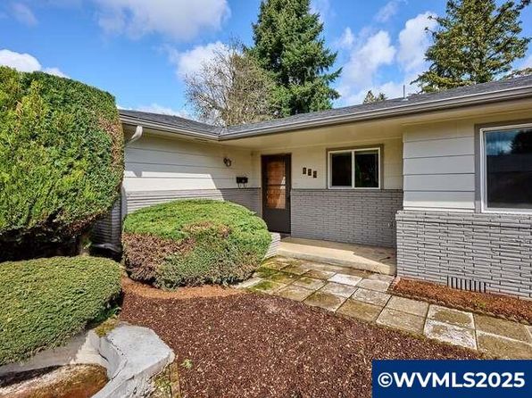 839 Johnson St, Woodburn, OR 97071