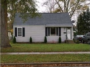 1024 34th St SW, Wyoming, MI 49509