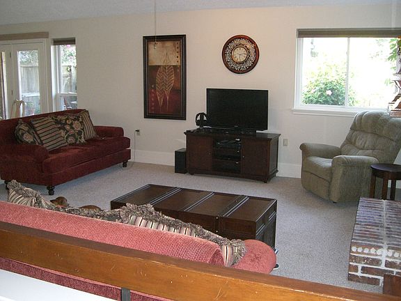 4th image of 634 Mistycreek Dr