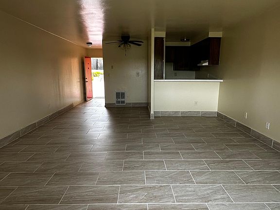 4th image of 3422 Maricopa St #101