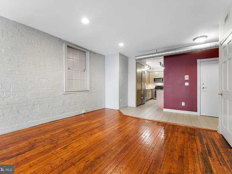 28 E Patrick St #1 — Photo 20