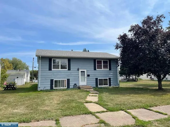 3420 4th Ave W, Hibbing, MN 55746