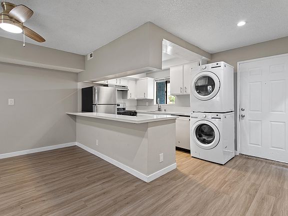 4th image of 1635 West Blvd APT 3