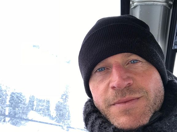 Your new roomie...:)