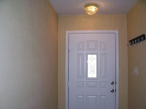 2nd image of 7919 Abbotts Pointe