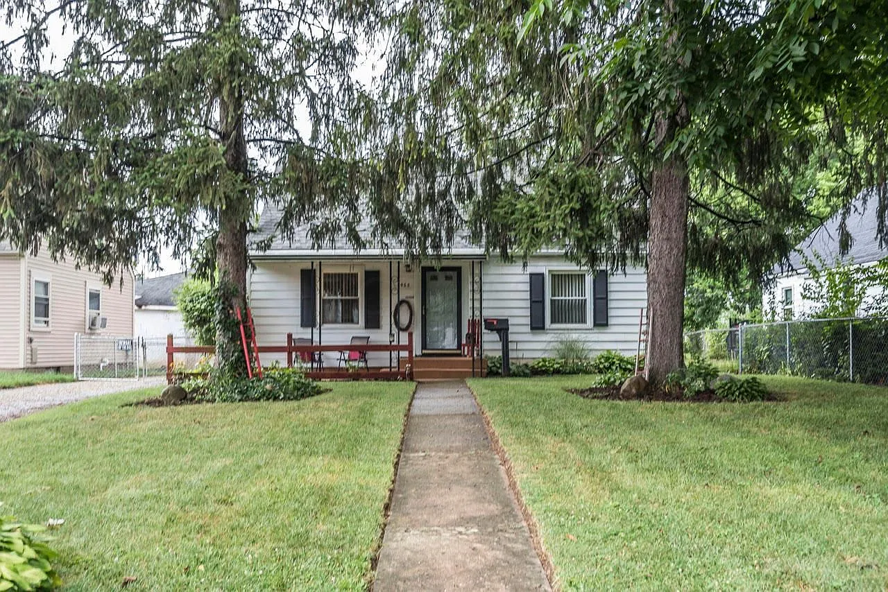 3465 Eisenhower Rd photo 1